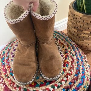 UGG tan suede leather 78 polka trim boots